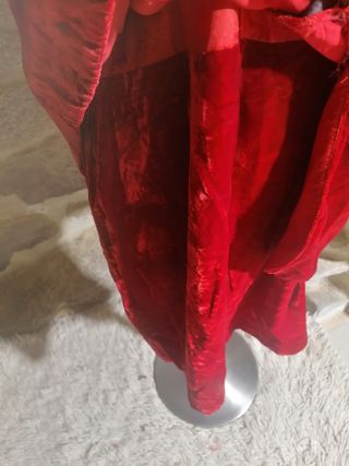 Vestido de terciopelo rojo