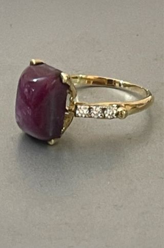 Anillo Oro 18k Rubi y Diamantes Naturales