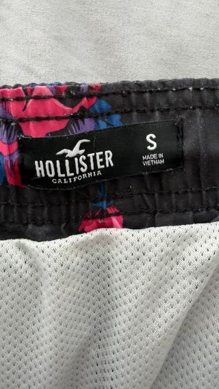 Bañador Hollister Dragones y Flores Talla S