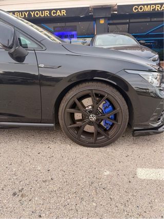 Volkswagen Golf MK8 R Performance 2021
