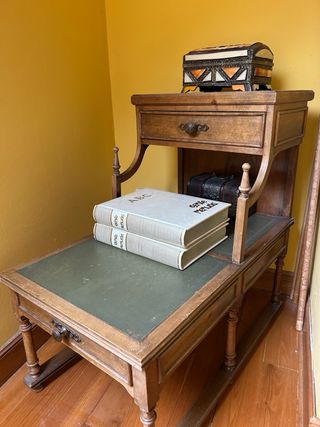 Mesita auxiliar teléfono madera