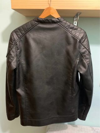 Chaqueta efecto piel Primark Talla M sin uso