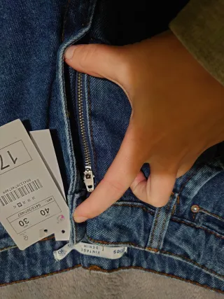 Pantalón vaquero Lefties