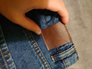 Pantalón vaquero Lefties