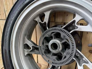 RUEDA TRASERA SUZUKI BURGMAN 400 ABS 2010