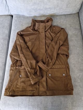 Chaqueta media efecto piel