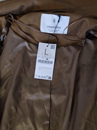 Chaqueta media efecto piel