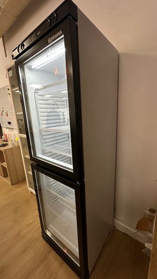 Cámara Frigorífica Expositora Nueva y en garantia