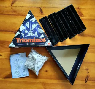 Juego de mesa Trióminos Deluxe
