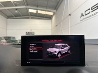 AUDI Q2 S line 30 TDI
