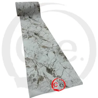 Tappeto effetto marmo grigio e bianco