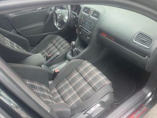 Volkswagen Golf 2011