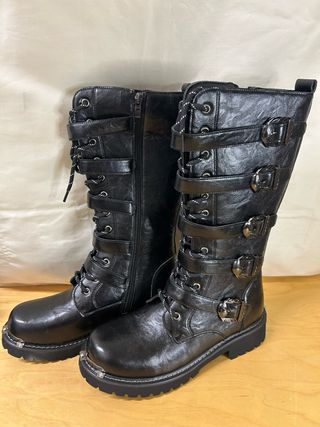 Botas Góticas Talla 41 Hebillas y Cordones