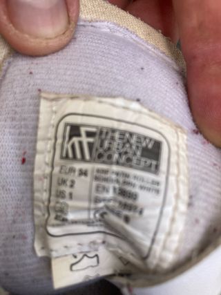 Patines de cuero blanco