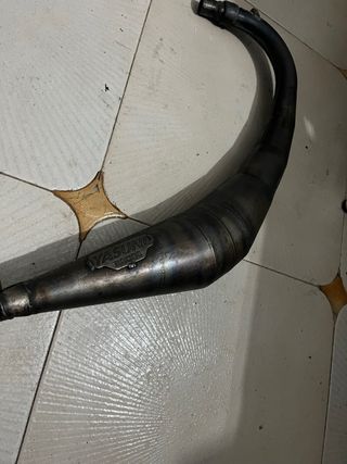 Tubo de escape Yasuni Racing