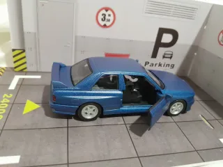 BMW E30 M3 escala 1/36
