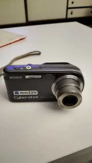 Cámara Sony Cyber-shot 7.2 MP