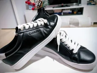 Zapatillas Calvin Klein Negras y Blancas
