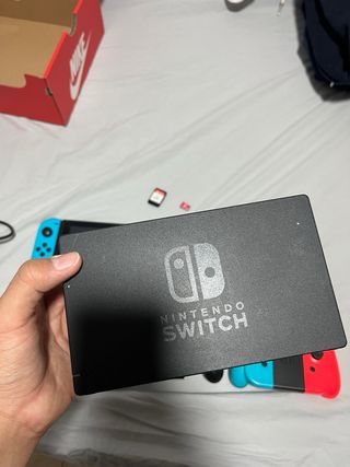 Nintendo Switch Azul/Rojo + Accesorios