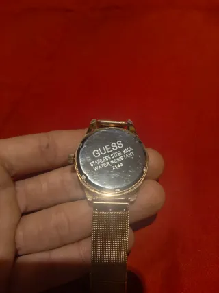 Reloj Guess Mujer Dorado