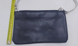 Bolso de piel negro y blanco