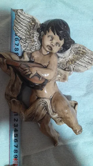 Ángeles pintados para pared.