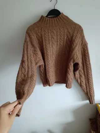 Jersey Mango trenzado cuello alto