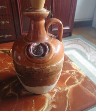 Botella Antigua Whisky Cerámica Sellada