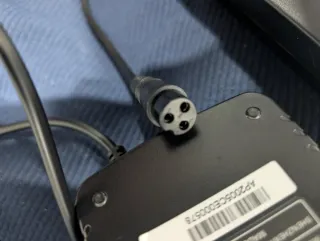 2 Cargadores Li-ion LBC481006 58.8V 2A