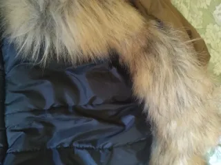 Parka Bershka Marrón con Capucha y Pelo