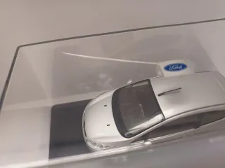 Maqueta Ford Fiesta escala 1/43 Minichamps