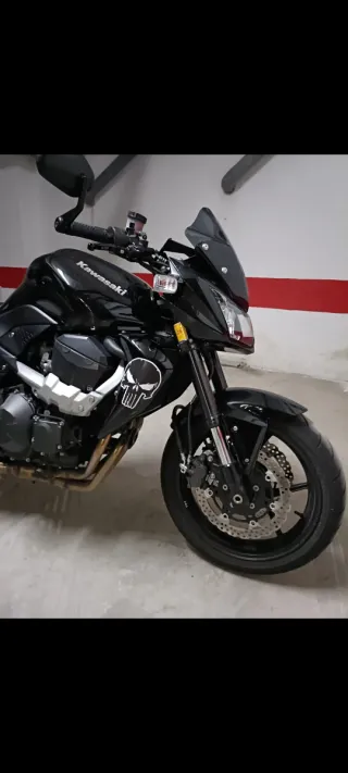 Kawasaki Z750 Negra