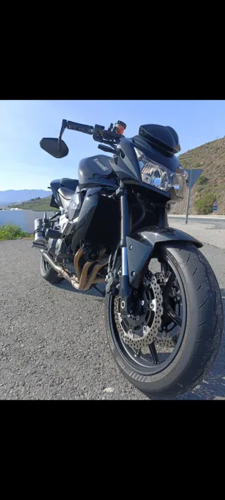 Kawasaki Z750 Negra