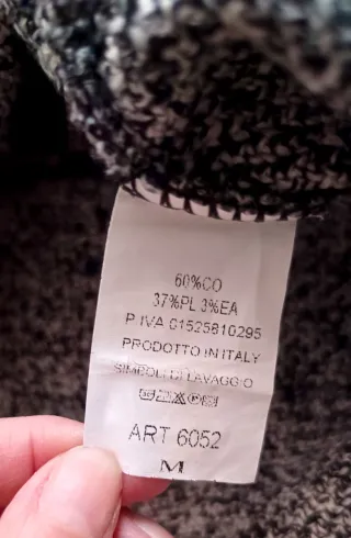 Gonna corta con zip e anello