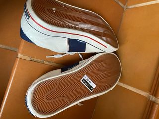 Zapatillas Lois Blancas y Azules