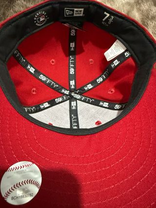 Gorra New Era LA Roja