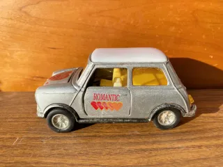 MINIATURA ORIGINAL MINI COOPER WEEKEND ESCALA 1:32
