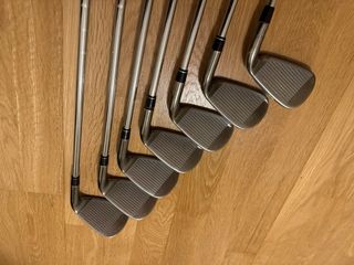 Ferros de Golfe Taylormade 4 ao pich - Canhoto