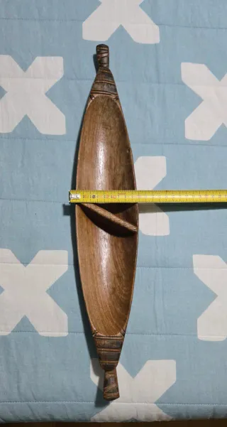 Barca decorativa de madera