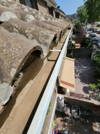 LIMPIEZA DE CANALÓNES Y TEJADOS