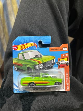Hot Wheels Custom '72 Chevy LUV