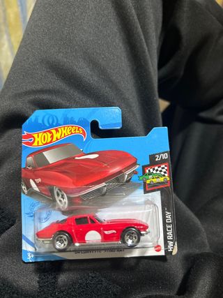 Hotwheels 64 Corvette Sting Ray