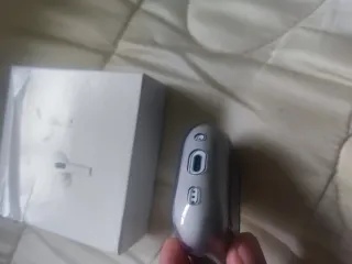 Auriculares bluetooth blancos