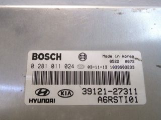 Kia 109576 0281011024 centralita motor ecu carens