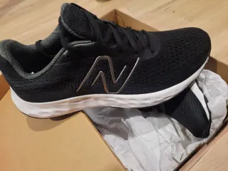 Zapatillas New Balance Hombre Negras Blancas