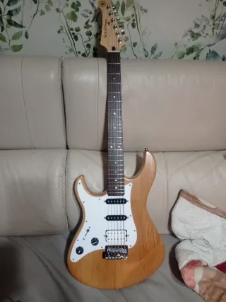Guitarra Eléctrica Zurdos Pacifica
