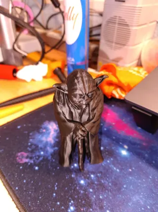 Figura Yoda Star Wars en 3D calidad coleccionista