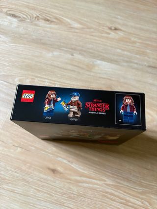 LEGO Stranger Things Stazione Radio WSQK #40891