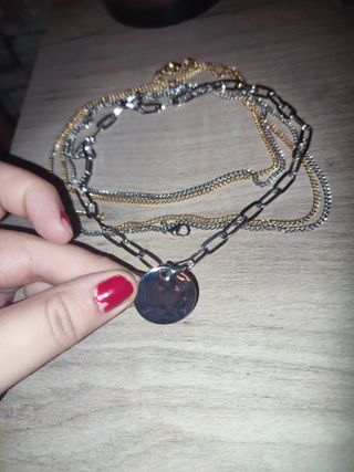 Set de 3 collares cortos dorados y plateados