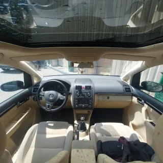 Volkswagen Touran 2011